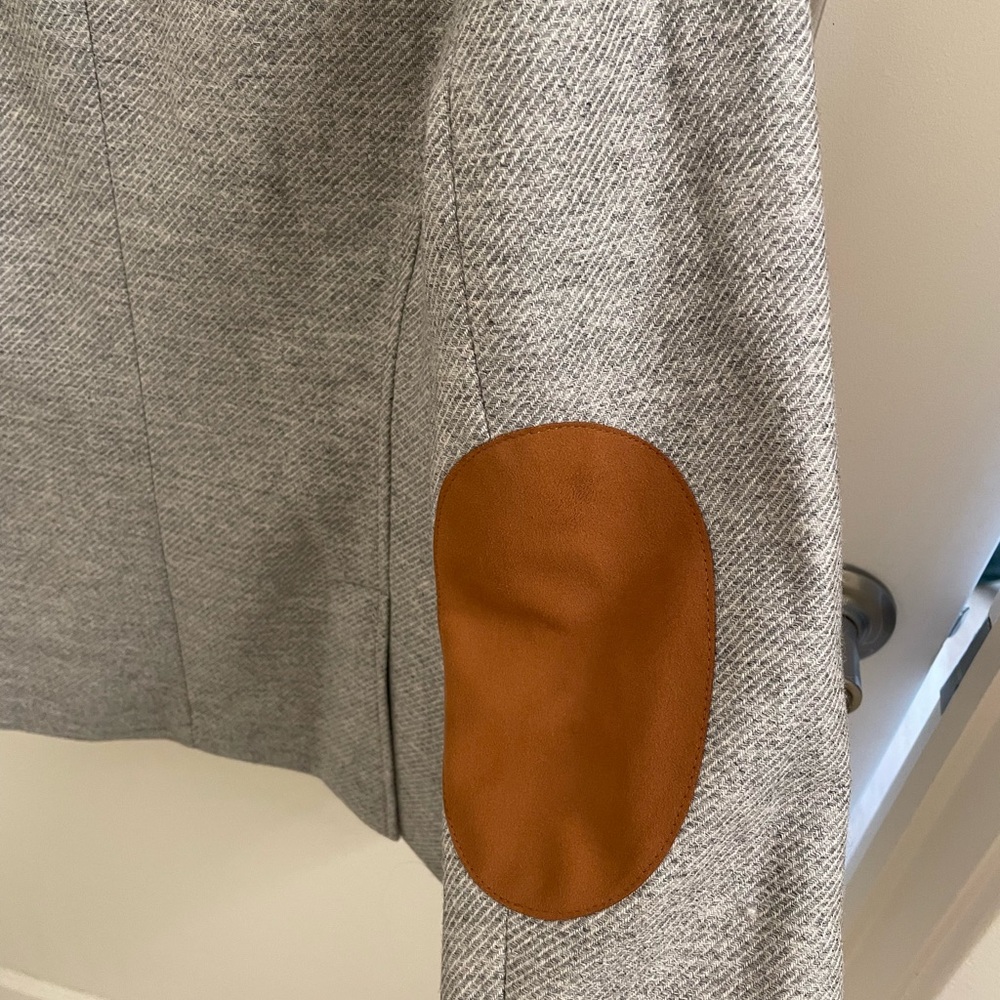Banana Republic Light Grey Wool Blazer (with elbow patches)